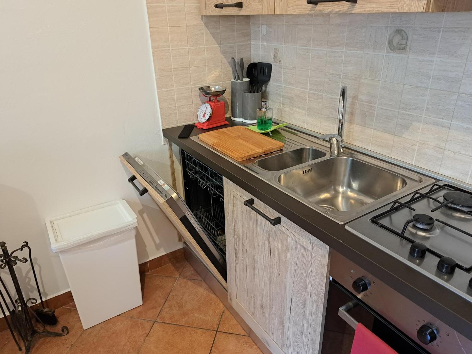 Dieghouse - Monolocale Con Cortile In Corte Lombarda Vicino Al Centro Monza Buitenkant foto